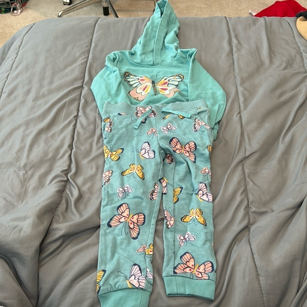 Carter’s Butterfly Glitter Matching Light Sweatshirt and Pants 3T​​​​